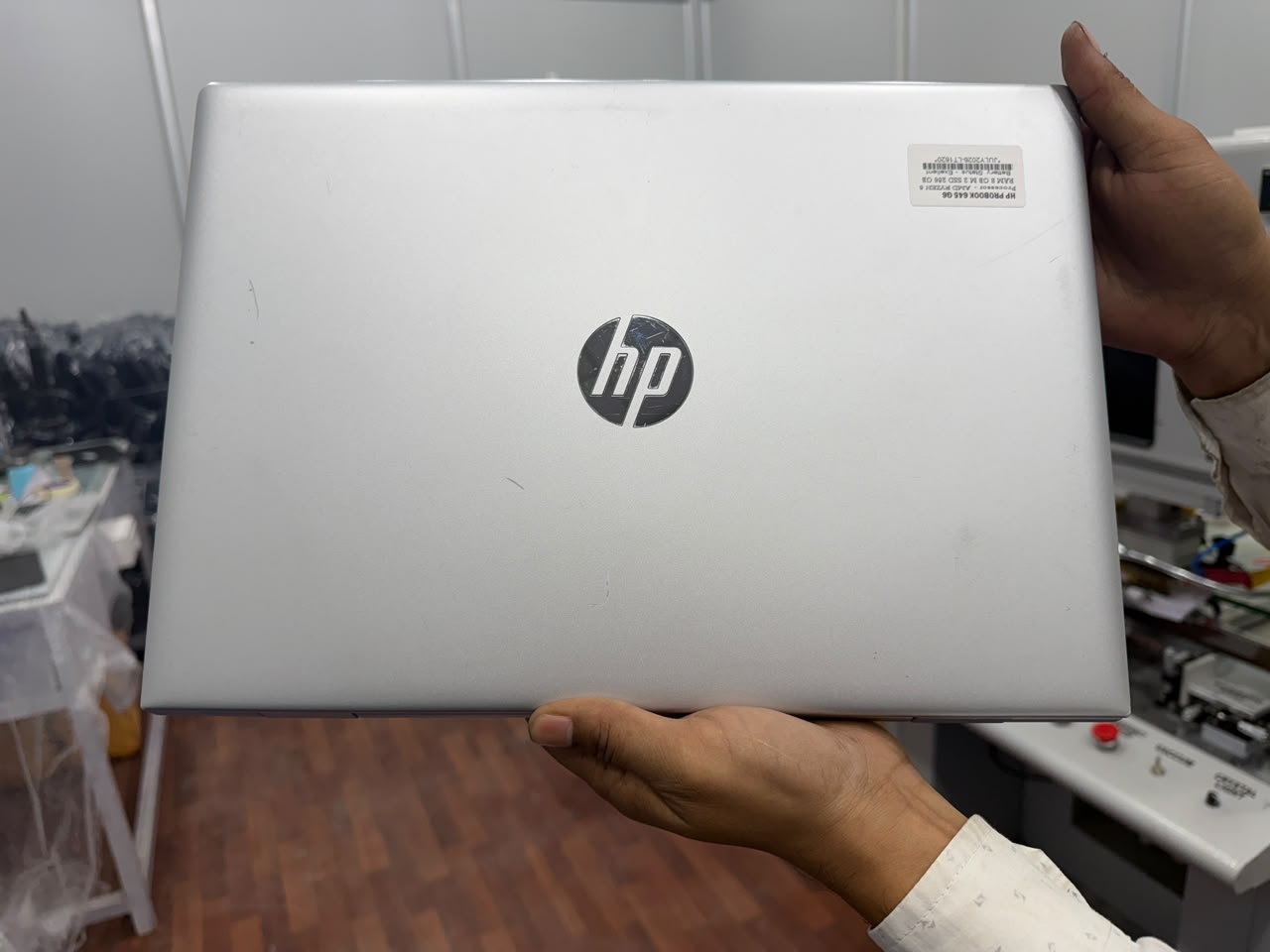 HP 645 G4 AMD RYZEN 5 8GB 256GB 14.1 inch non touch (with adapter) - Image 2