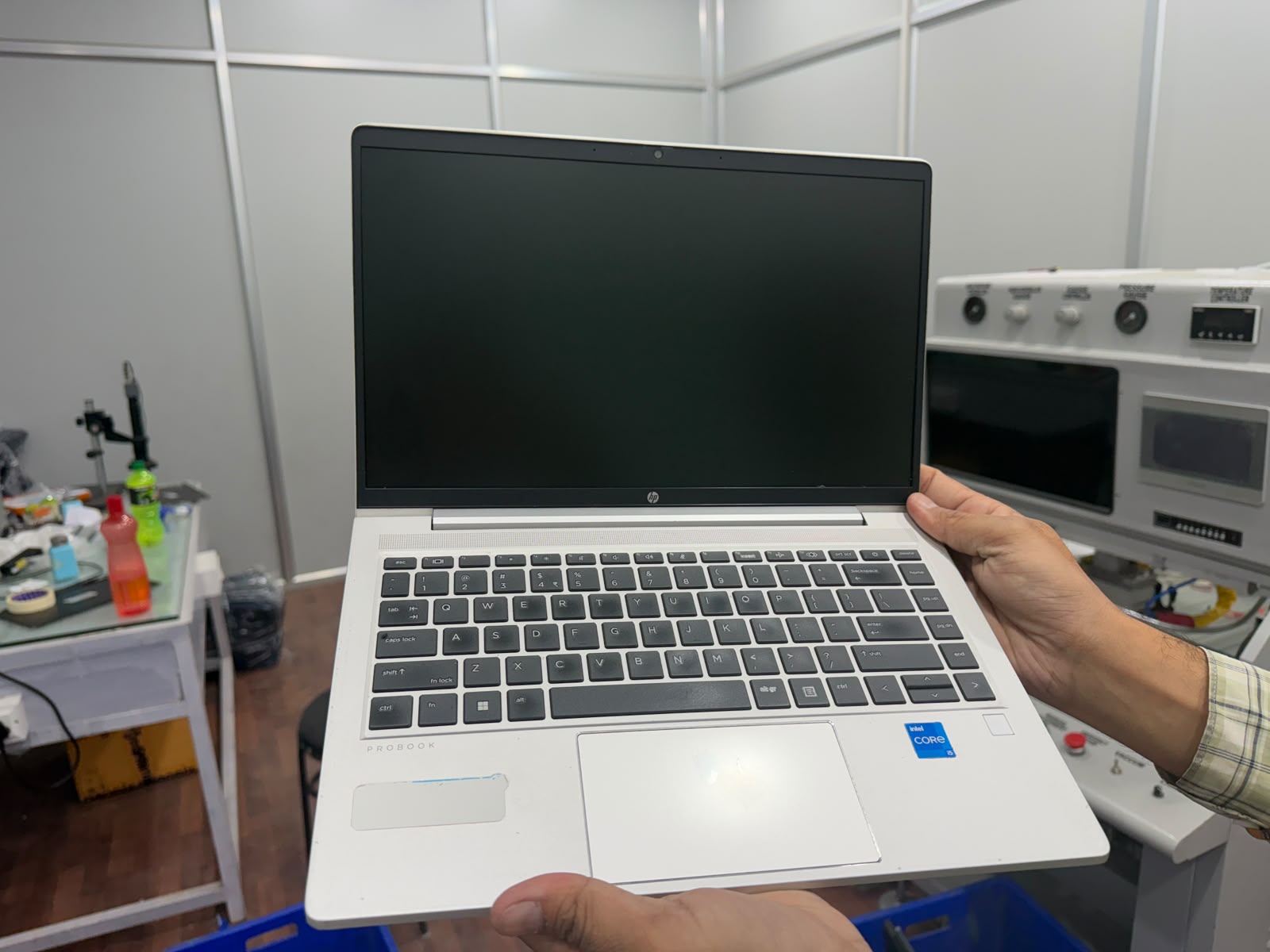 HP 440 G8 i5 11th GEN 8GB 256GB 14.1 inch non touch (with adapter)