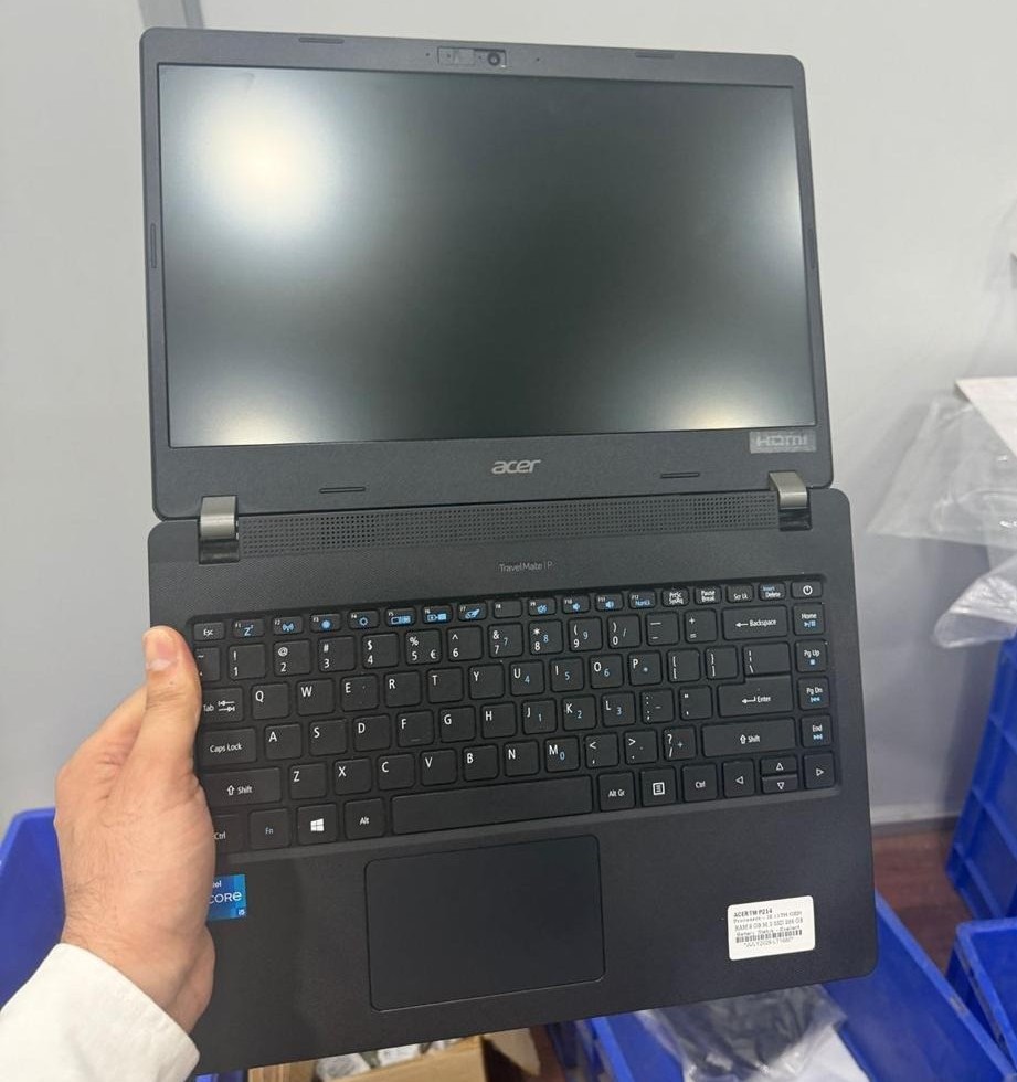 ACER Travelmate P214 i5 11th GEN 8GB 256GB 14inch non touch (with adapter)