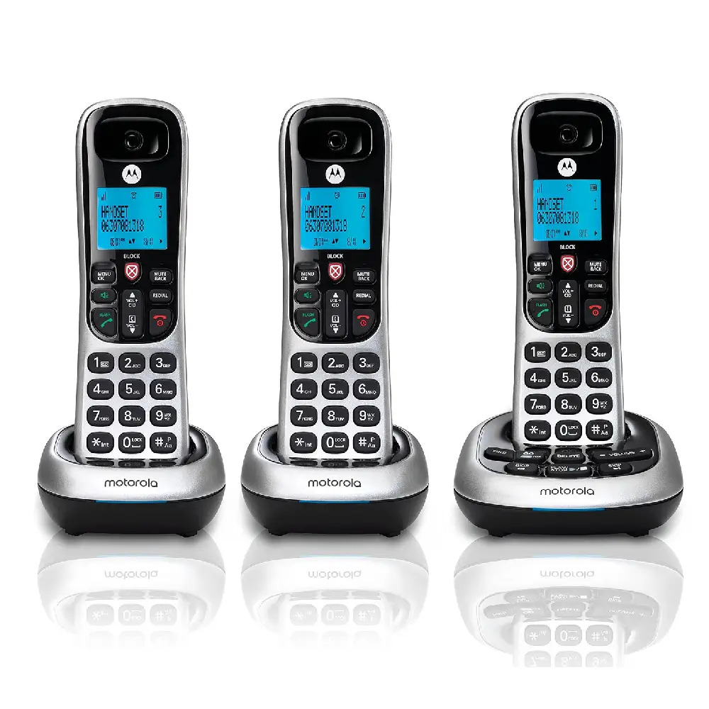 Motorola Wireless Telephone Set with answering Machine (3-Handset) CD4013 - Image 3
